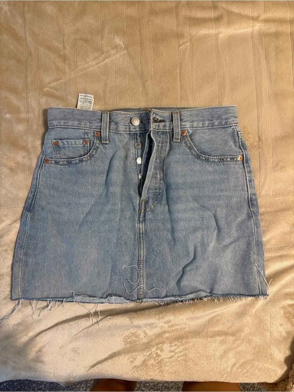Levi's Light Blue Button-Front Denim Skirt - Picture 4 of 4